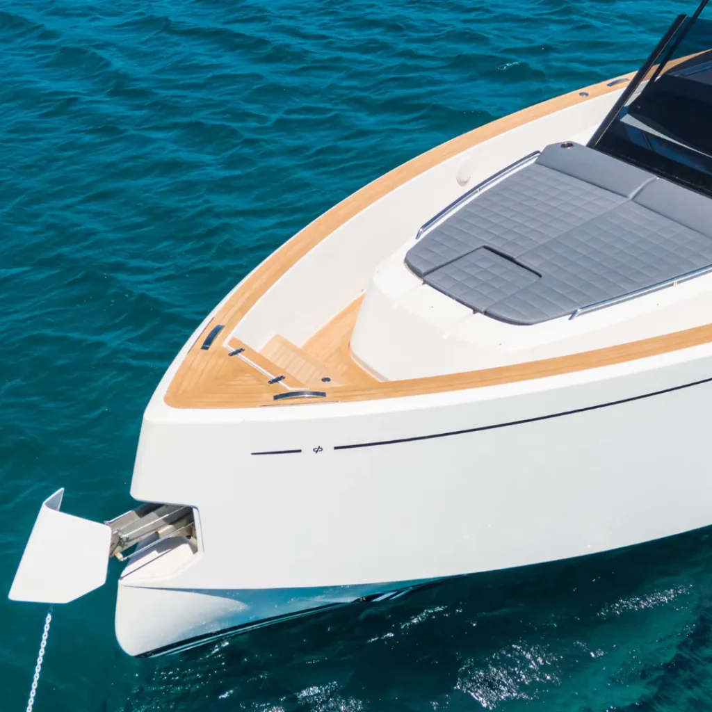 lacoche-yacht-bateaux-Location-Pardo-43-3