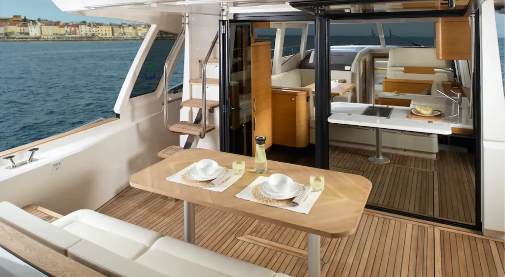 lacoche-yacht-bateaux-beneteau-location-Greenline-48-8