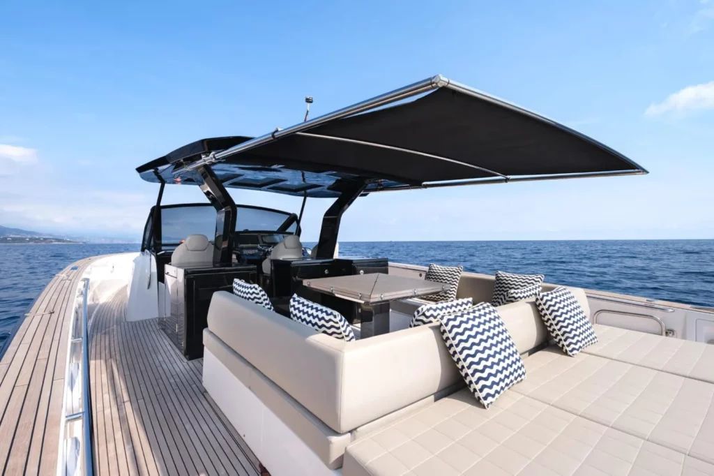 lacoche-yacht-bateaux-location-pardo-50-17