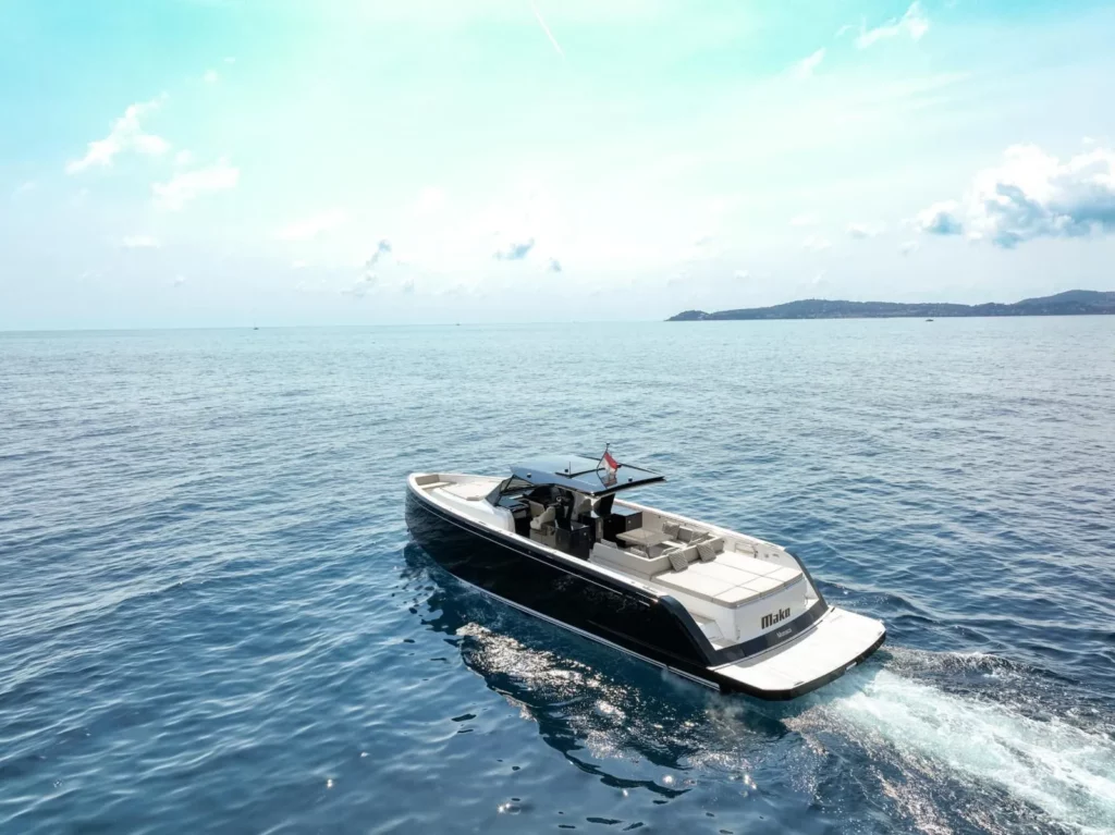 lacoche-yacht-bateaux-location-pardo-50-39