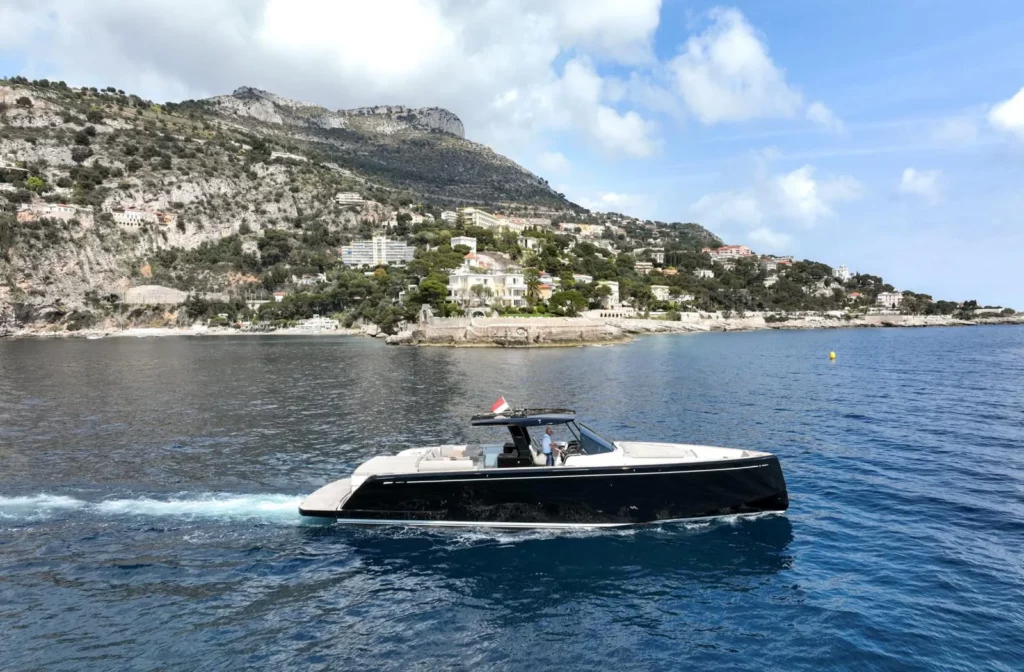 lacoche-yacht-bateaux-location-pardo-50-42