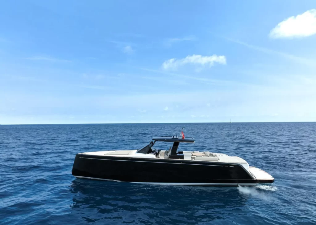 lacoche-yacht-bateaux-location-pardo-50-51