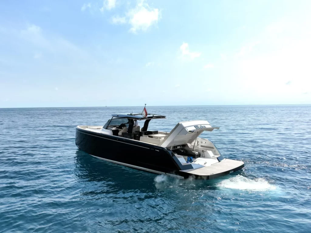 lacoche-yacht-bateaux-location-pardo-50-52