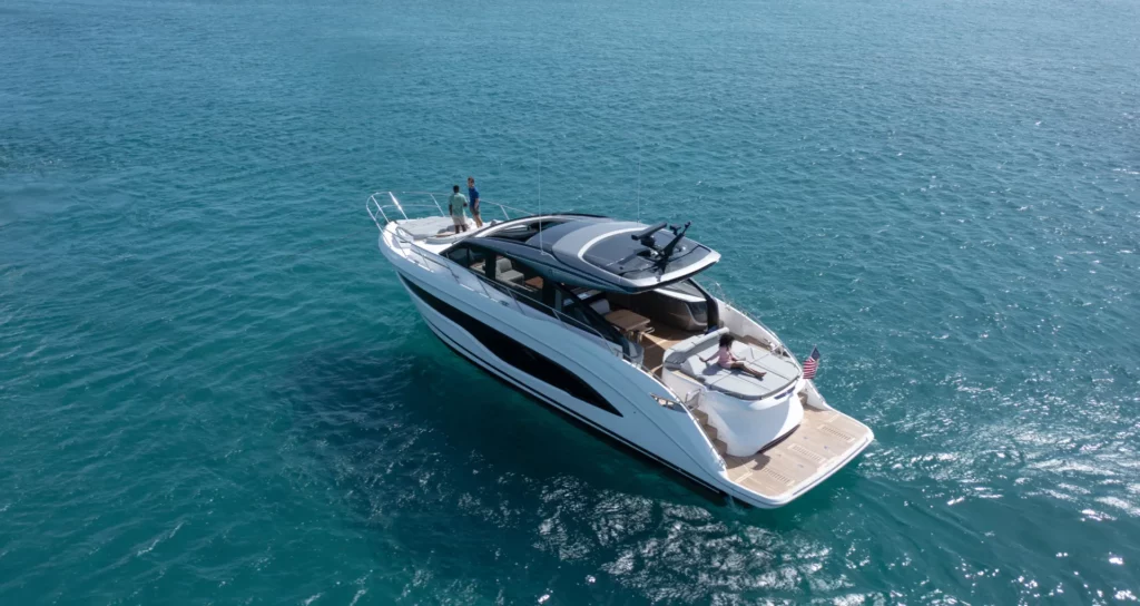 lacoche-yacht-bateaux-location-princess-v55-10
