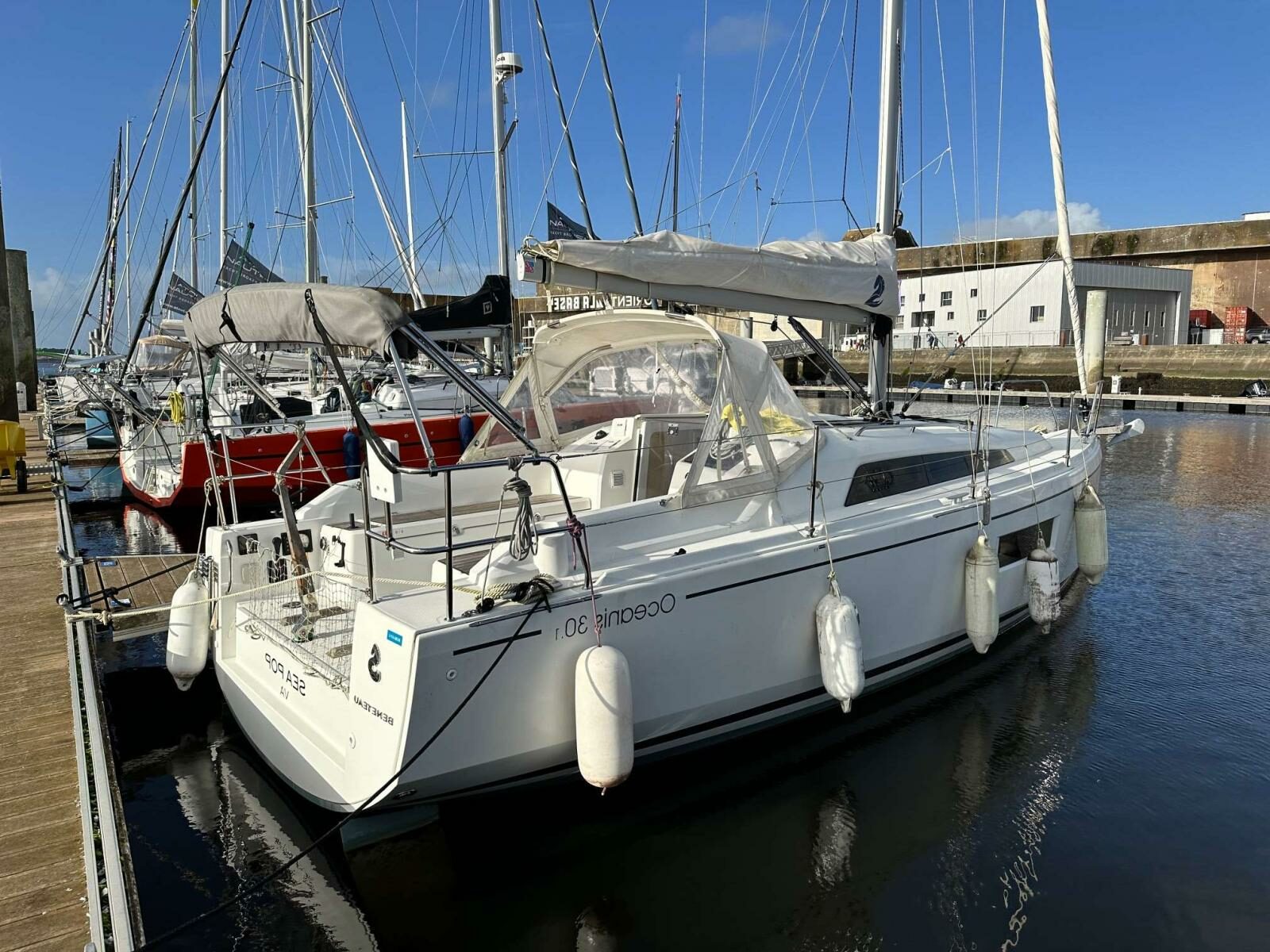 Oceanis 30.1 à vendre