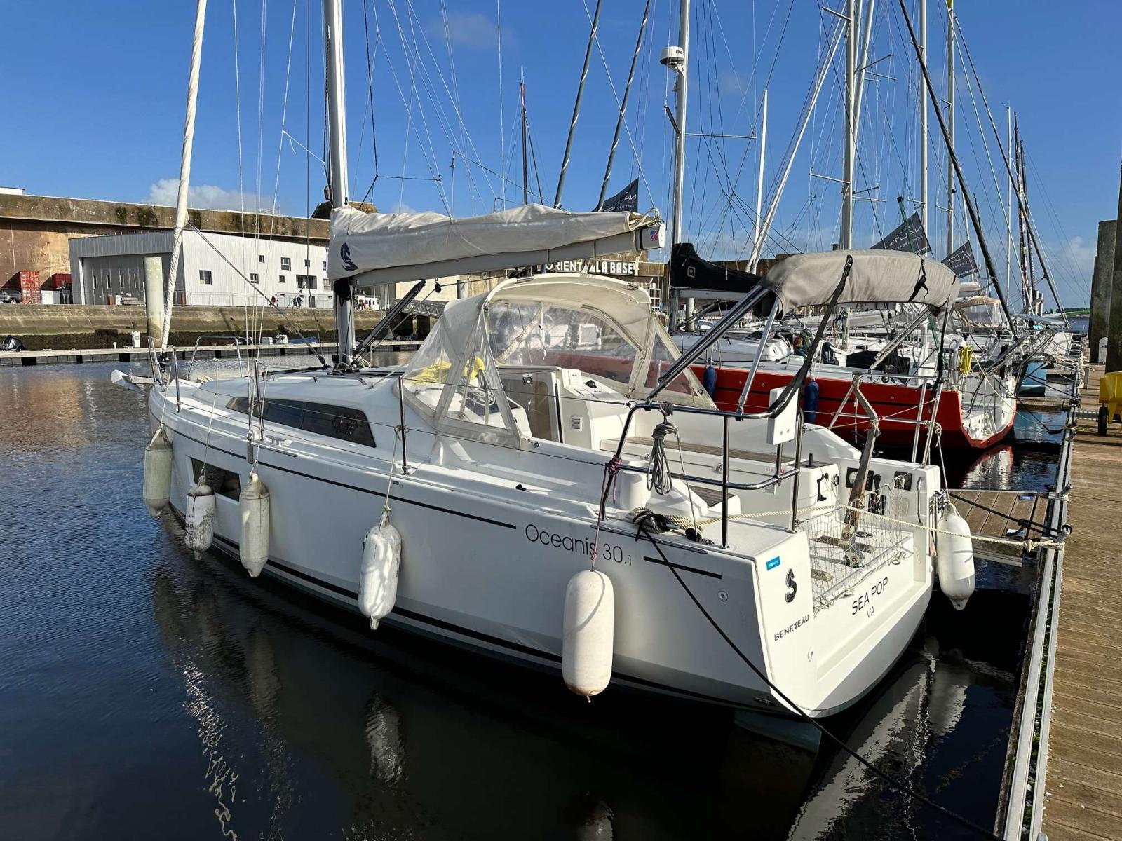 Oceanis 30.1 à vendre