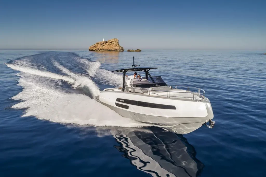 Invictus-GT-37-charter-yacht-2