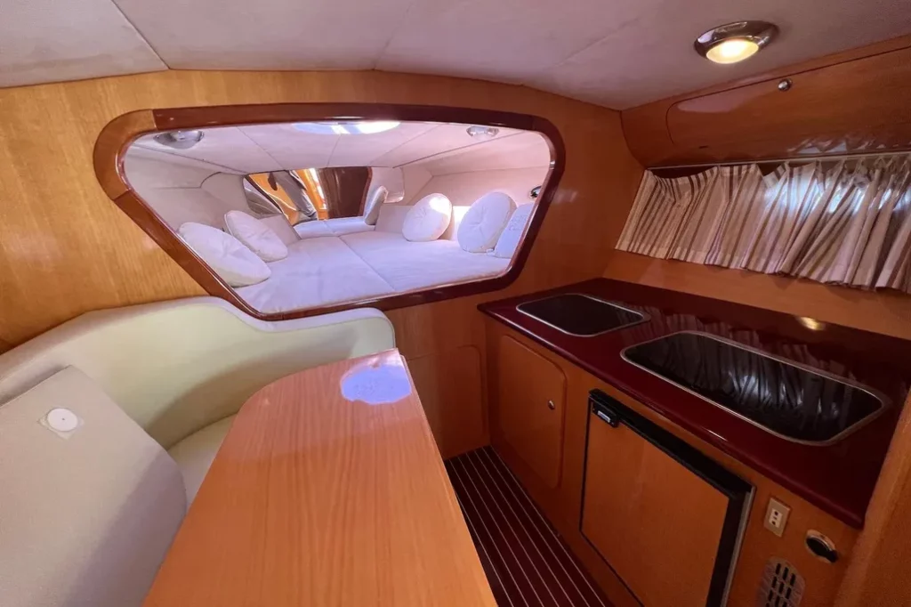 2008-offshore-superclassic-40-power-9231245-20240510081113902-1_XLARGE